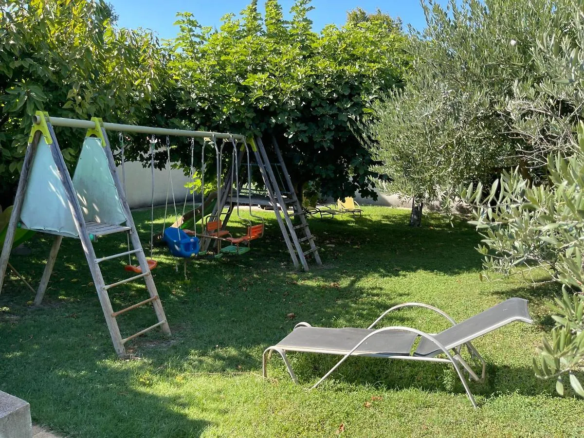 Apartament Studio Les Petits Lutins Entraigues-sur-la-Sorgue