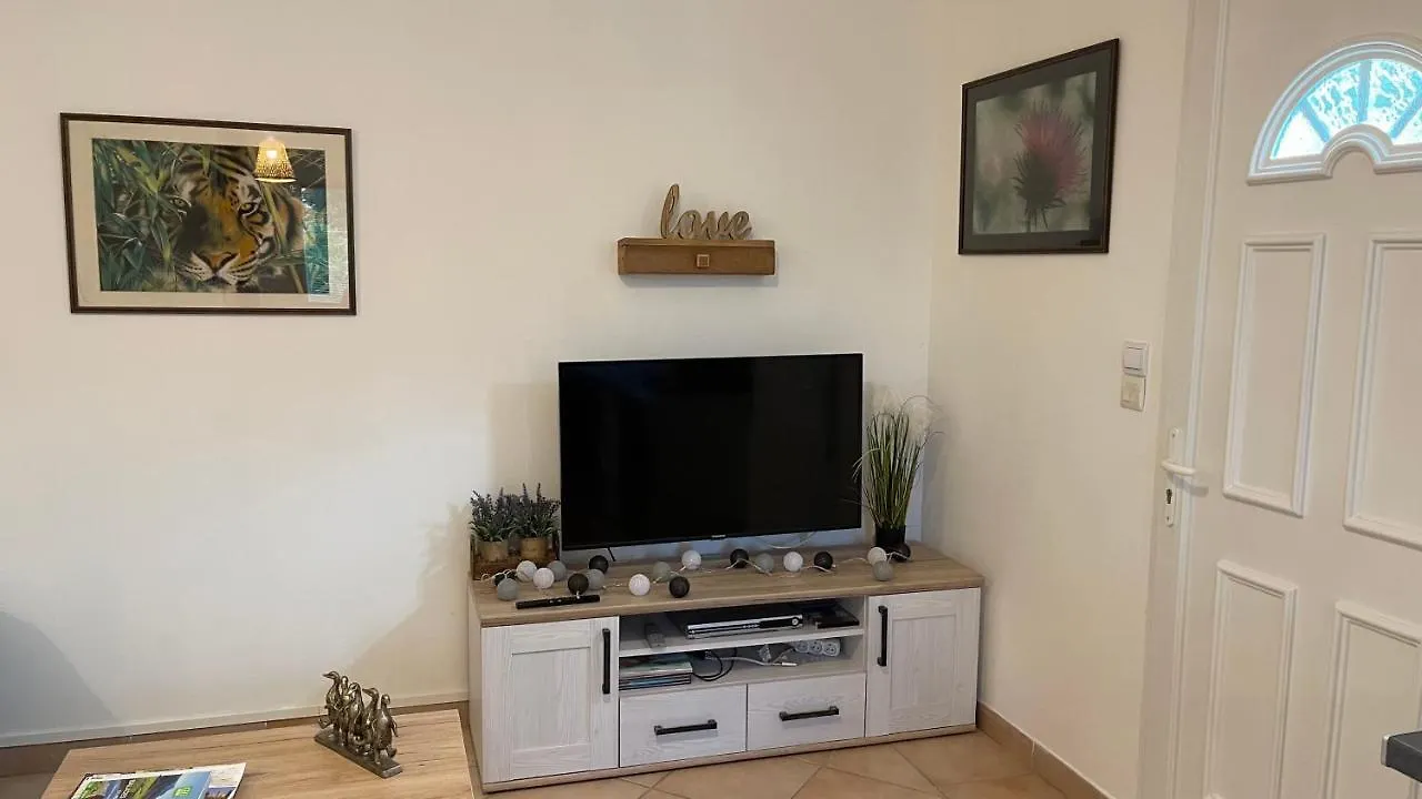 Studio Les Petits Lutins Entraigues-sur-la-Sorgue 프랑스