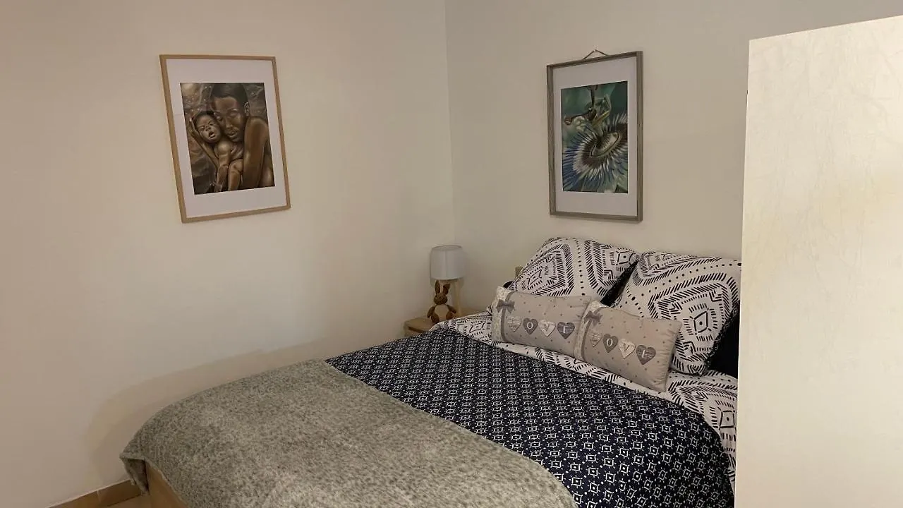 Studio Les Petits Lutins Entraigues-sur-la-Sorgue 0*,  프랑스